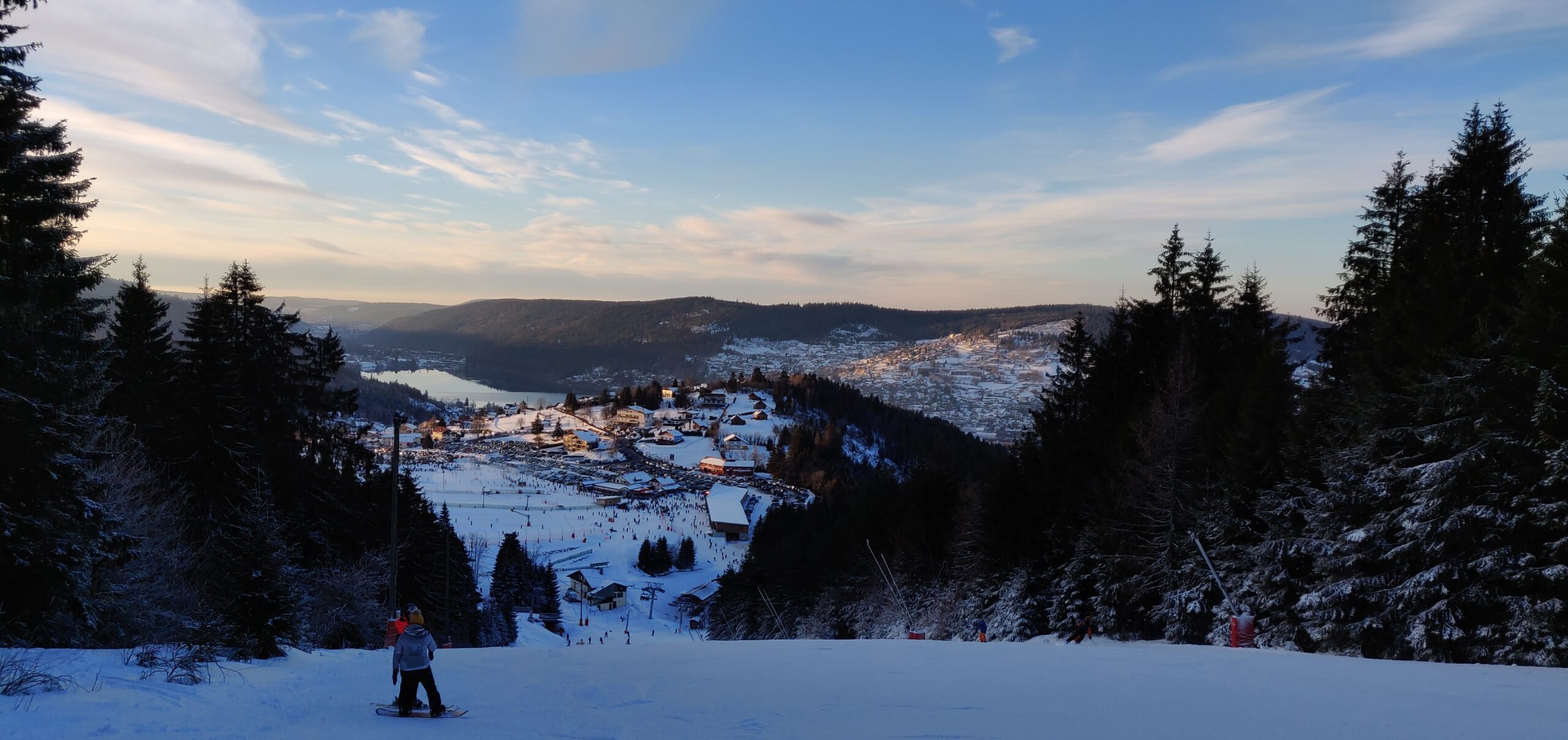 « On reste optimiste, sinon on change de métier » : à Gérardmer, on attend la neige sans inquiétudes